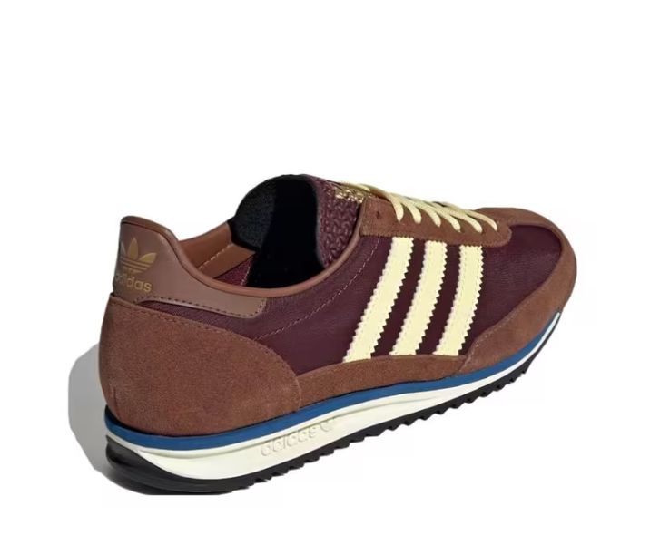 Adidas Originals SL 72 OG Unisex Low-Top Casual Shoes | Comfortable, Versatile, Suitable for Daily Wear and Outdoor Activities, Brown and Beige, Faux and Fabric Upper, Rubber