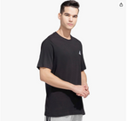 تيشيرت رجالي من أديداس إسينشالز بشعار صغير مطرز