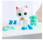 जस्ट प्ले डिज़्नी जूनियर सुपरकिटीज़ कैट-टैस्टिक ट्रांसफॉर्मिंग बिट्सी, लाइट्स और साउंड्स टॉय फिगर, 3 साल और उससे अधिक उम्र के बच्चों के लिए खिलौना।